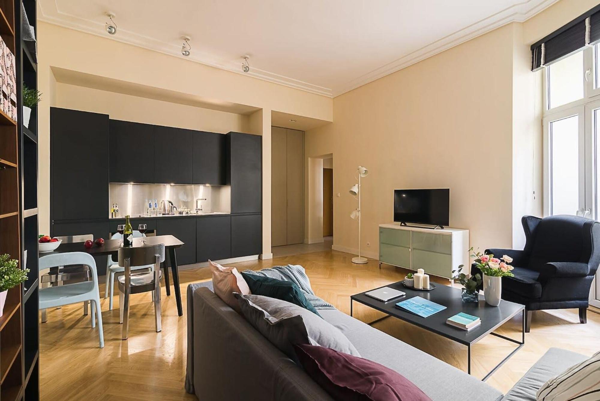 Rent Like Home - Hoza 39 Warsaw Exterior photo